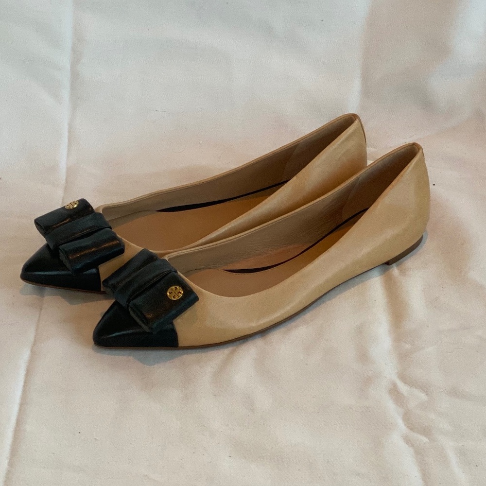 Tory Burch "Tan & Black Leather bow flats"
